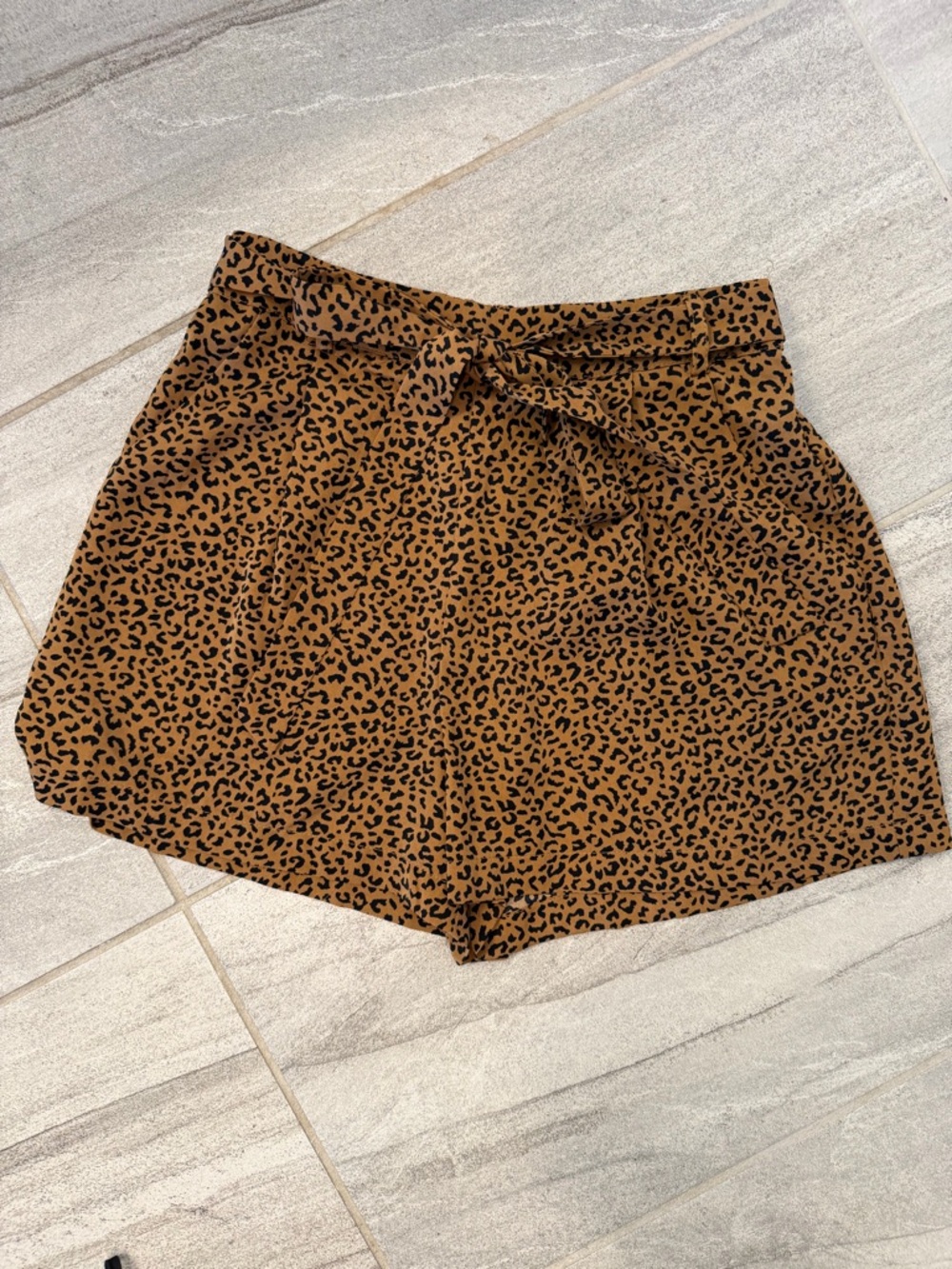 Francesca's Brown Leopard Print High Waist Tie-Front Shorts- SMALL